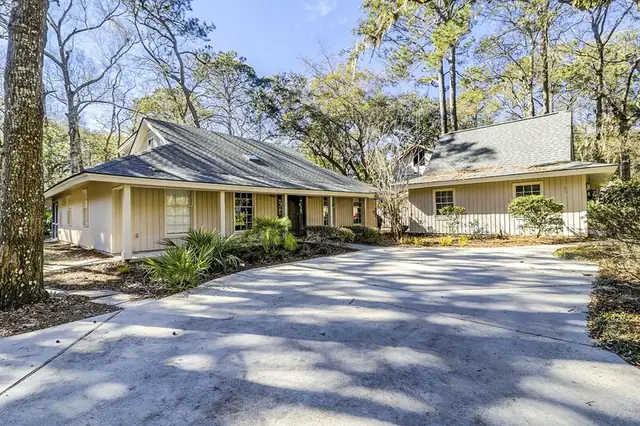 Outside of this home in Sea Pines