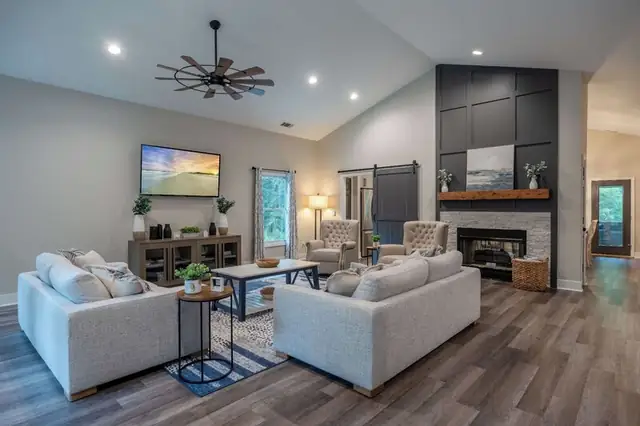 Living room of this home in Sea Pines