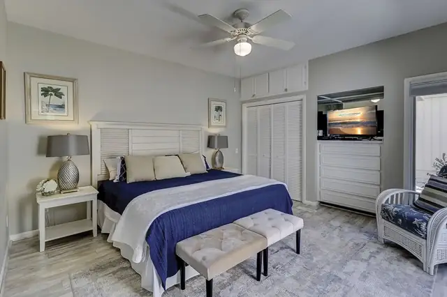 Bedroom of this home in Sea Pines