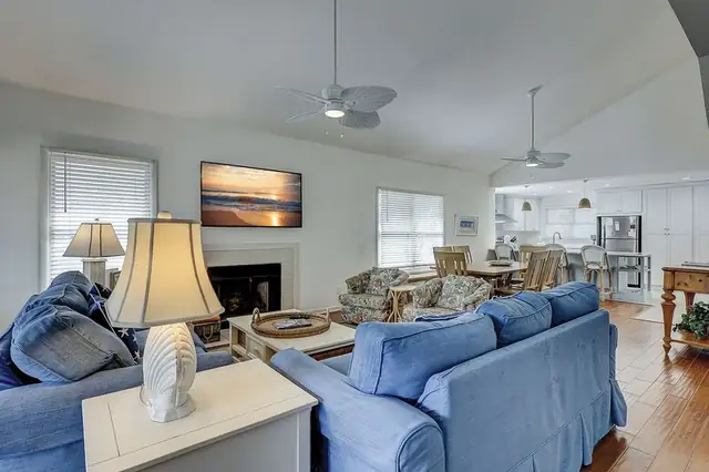 Living room of this home in Sea Pines