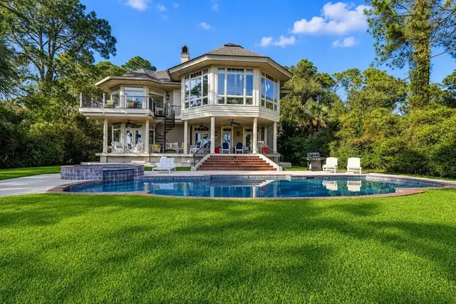 Outside of this home in Sea Pines