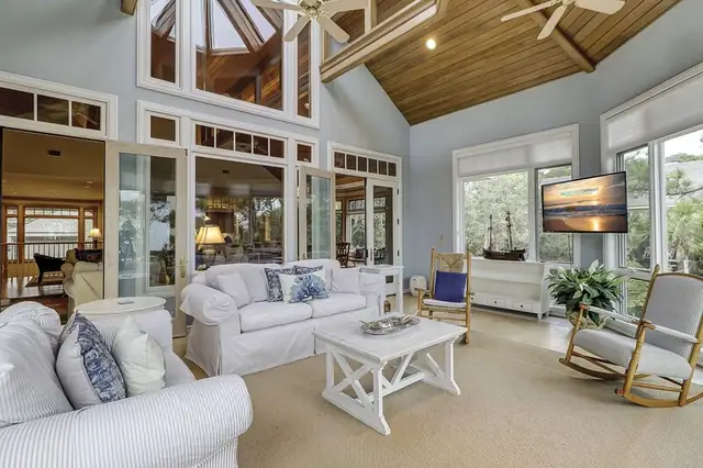 Living room of this home in Sea Pines