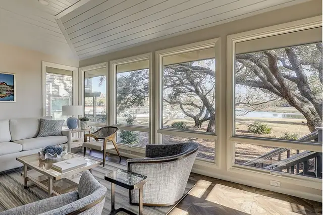 Living room of this home in Sea Pines