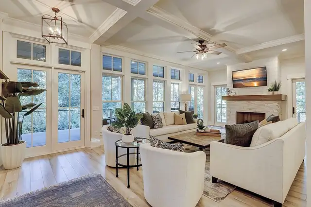 Living room of this home in Sea Pines