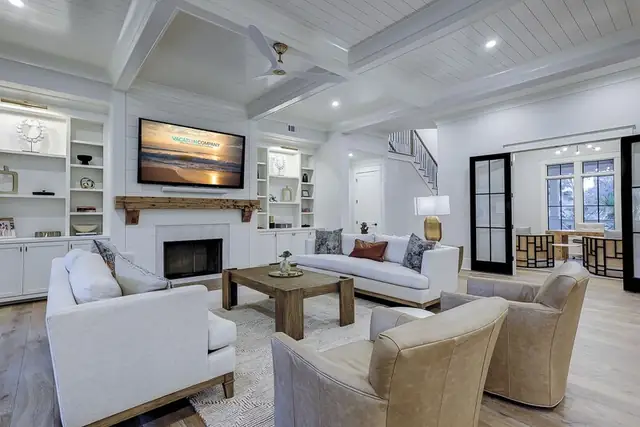 Living room of this home in Sea Pines