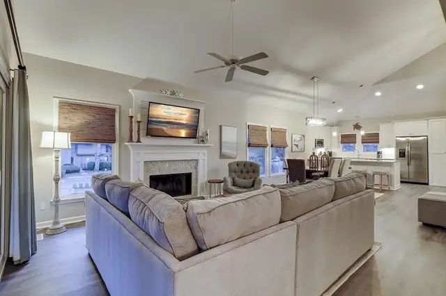 Living room of this home in Sea Pines