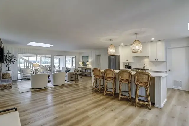 Living room of this home in Sea Pines
