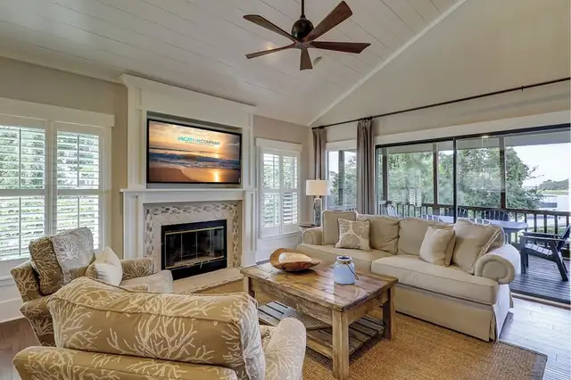 Living room of this home in Sea Pines