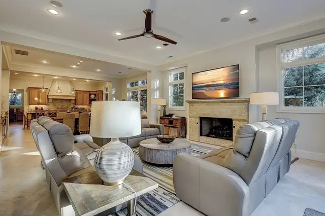 Living room of this home in Sea Pines