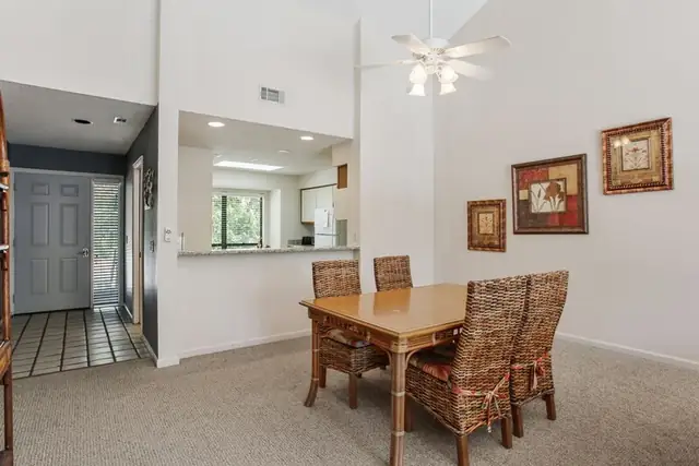 Dining area at Lake Forest Villas 3304