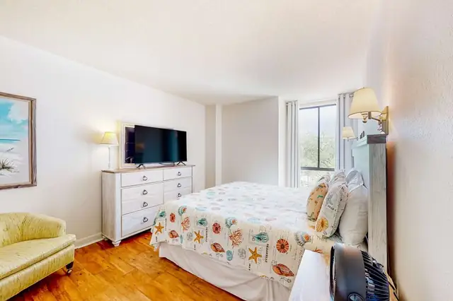 Bedroom at Mariners Way 672