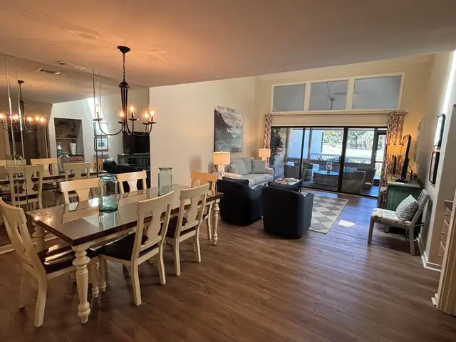 Dining area at Ocean Course Villas 552