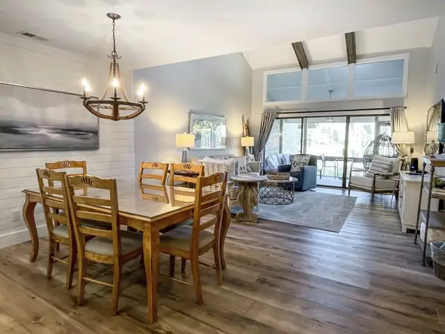 Dining area at Ocean Course Villas 564