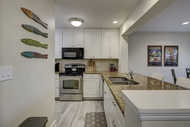 Kitchen at Plantation Club Villas 539