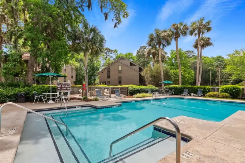 The pool at Spicebush at Sea Pines