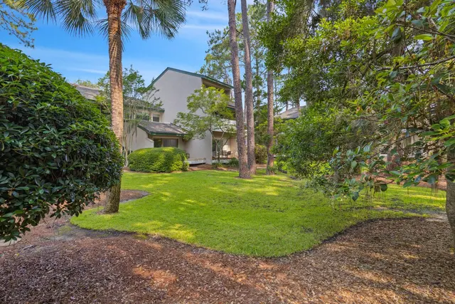 Outside at Stoney Creek Villas 243