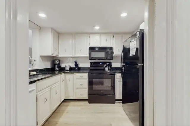 Kitchen at Stoney Creek Villas 268