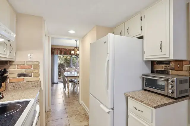 Kitchen at Stoney Creek Villas 295