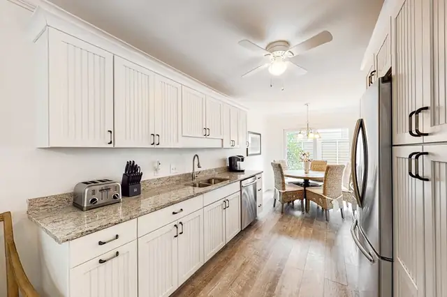 Kitchen at Twin Oaks 207