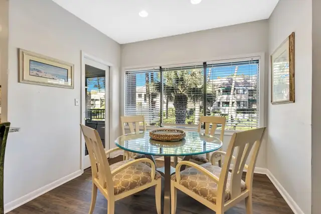 Dining area at Anchorage Villas 7471