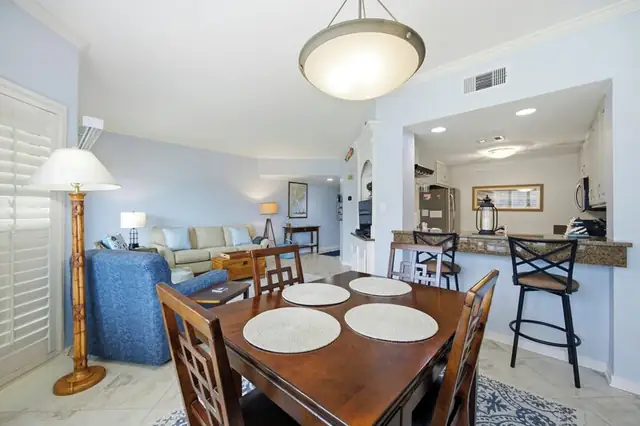 Dining area at Captains Quarters 207