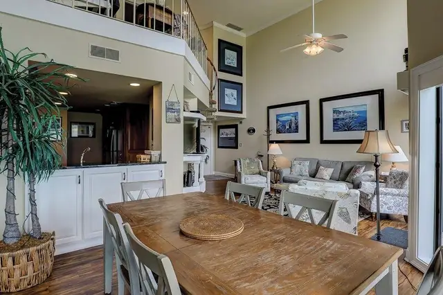 Dining area at Captains Quarters 226