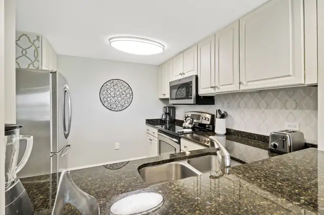 Kitchen at Captains Quarters 253