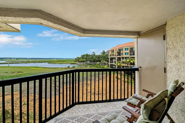 Balcony at Captains Quarters 253