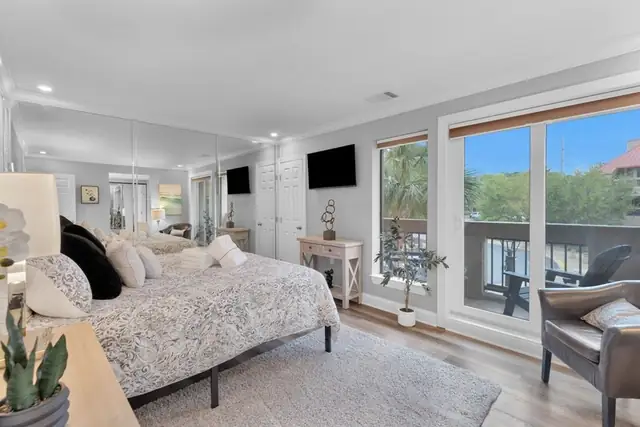 Bedroom at Harbourside I and II 7104