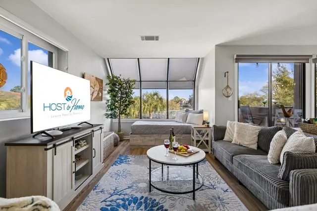 Living room at Harbourside I and II 7112