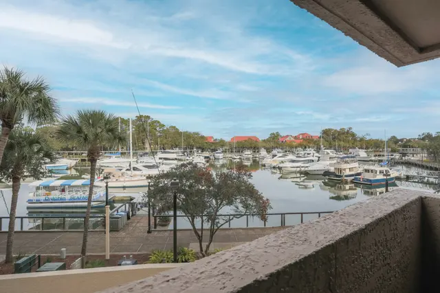Harbour view at Harbourside I and II 7138