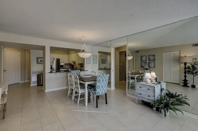 Kitchen at Yacht Club Villas 7526