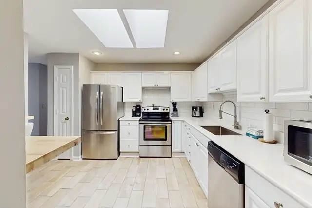 Kitchen at Beachwalk 149