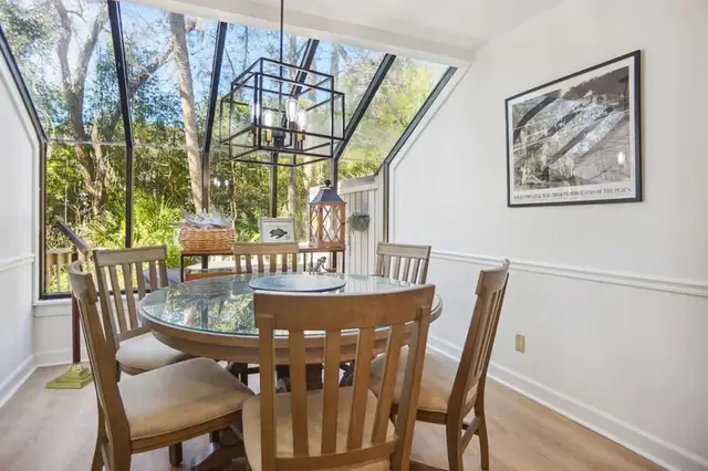 Dining area at Beachwalk 209
