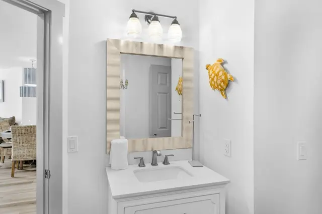 Bathroom at Colonnade Club 161