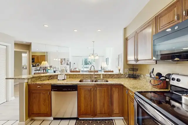 Kitchen at Colonnade Club 152