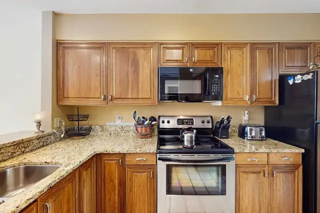 Kitchen at Colonnade Club 152