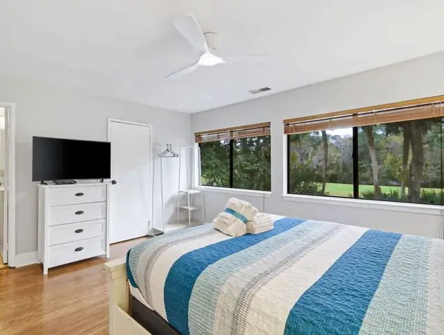 Bedroom at Harbourmaster 802