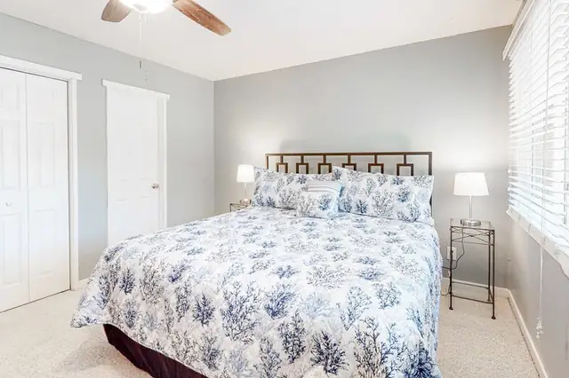 Bedroom at Shipmaster 1805