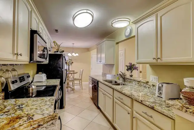 Kitchen at Tennismaster 303