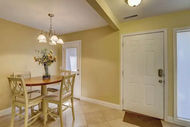 Dining area at Tennismaster 303