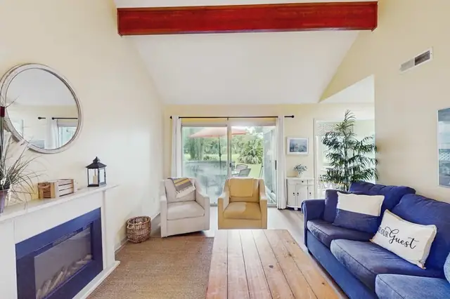 Living room at Windward Village 109