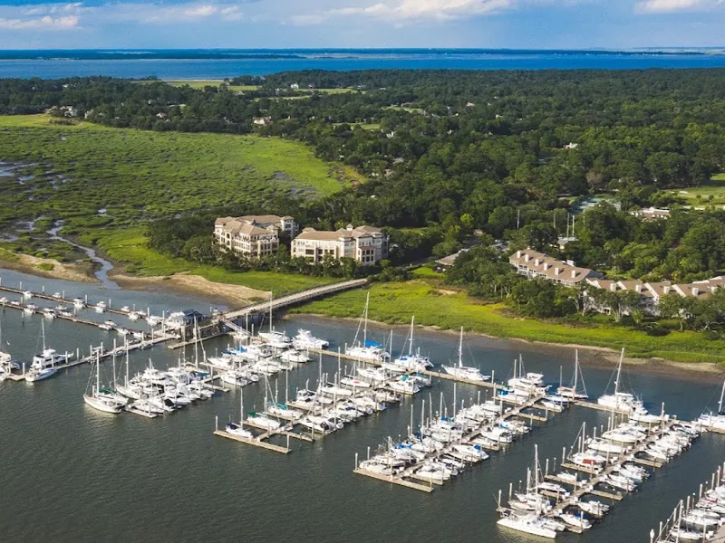 Docks and boats on Skull Creek, the creek the Hudson Road charters run from