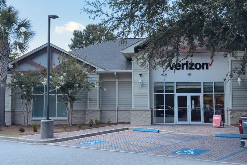 The Verizon store on Fording Island Road in Bluffton