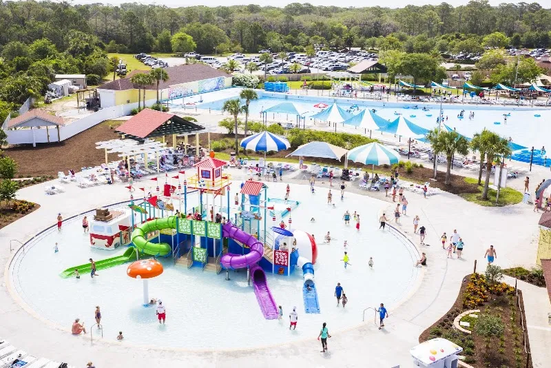 Summer Waves Water Park on Jekyll Island from above, with its wave pool, slides and splash area