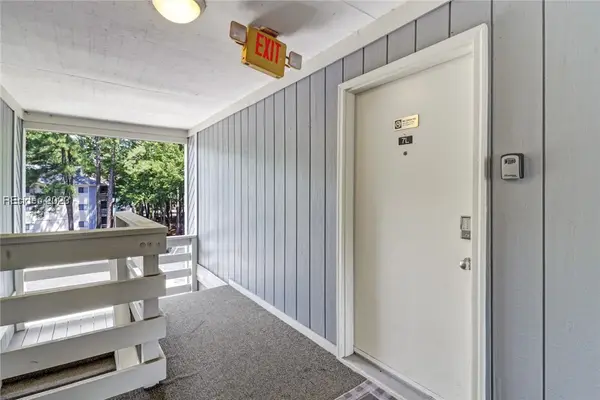 45 Folly Field Road 7L, Hilton Head Island: home for sale in Fiddlers Cove
