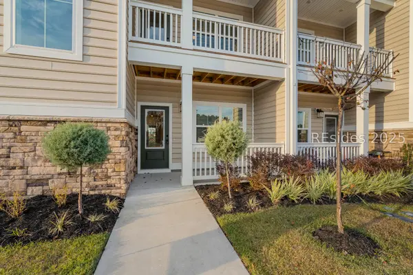 123 Silver Street 102, Ridgeland: townhouse for sale in Fox Chase