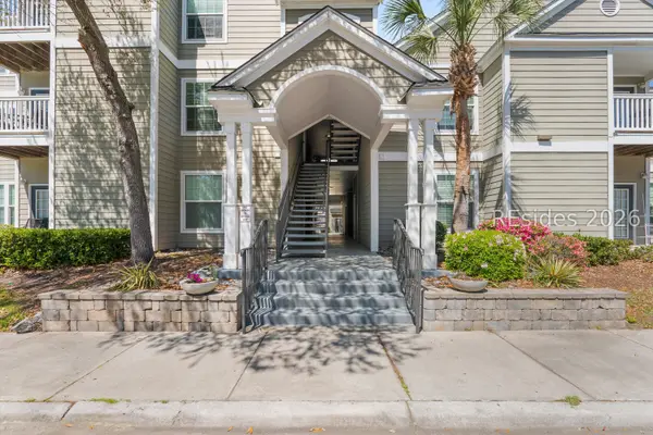 100 Kensington Boulevard 520, Bluffton: condo for sale in Westbury Park