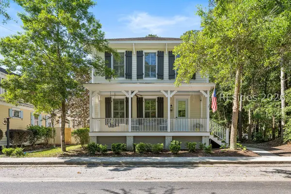 12 Tabby Shell Road, Bluffton: house for sale in Tabby Roads