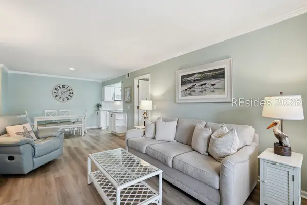 99 Forest Cove 99, Hilton Head Island: condo for sale in Broad Creek Landing